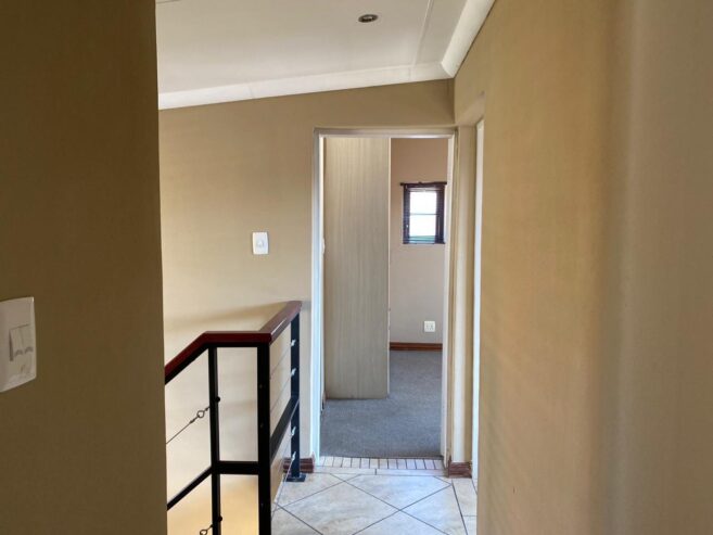 2 bedroom townhouse to rent in Waterval East