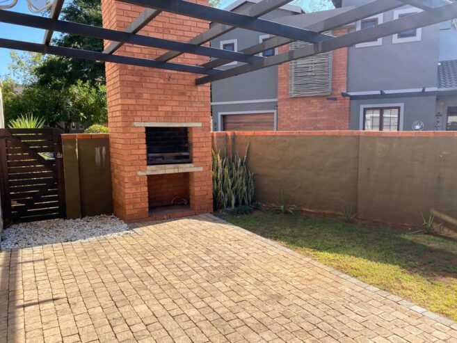 2 bedroom townhouse to rent in Waterval East