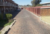 LEEUHOF COMPLEX, PANORAMA AVE, EDLEEN, KEMPTON PARK