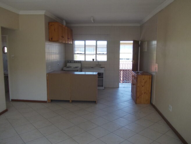 LEEUHOF COMPLEX, PANORAMA AVE, EDLEEN, KEMPTON PARK