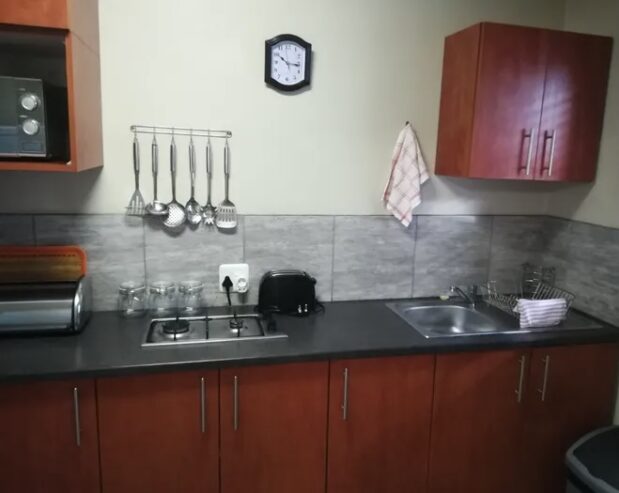 Fully furnished bachelor flat for rent in Pari Park Port Elizabeth