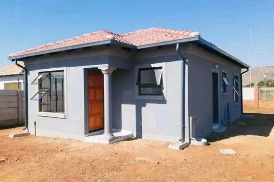 LOOKING FOR RDP HOUSE IN WITBANK CLARINET AND SIYANQOBA 060 7713662