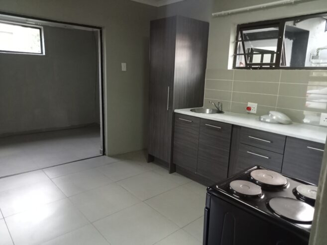 Apartment to rent in Witpoortjie, Roodepoort