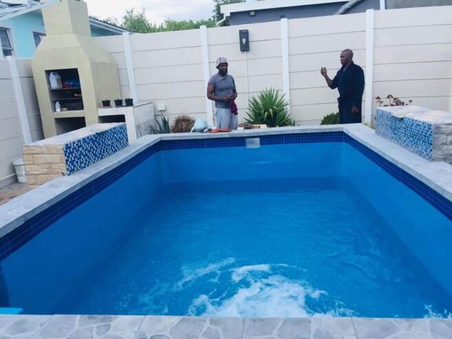 Swimming pool building and services