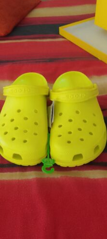 BRAND NEW MENS ORIGINAL CROC SHOES FOR SALE