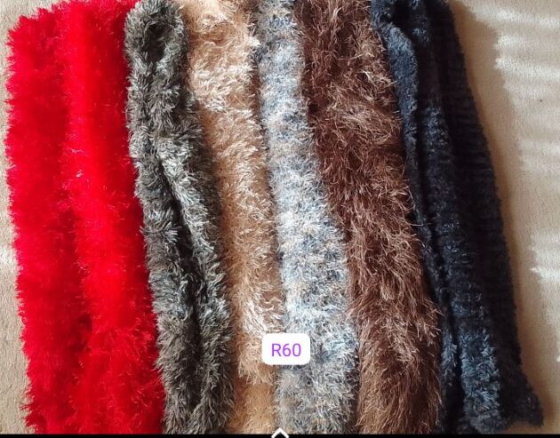 Scarfs, beanies and wristwarmers etc. for sale