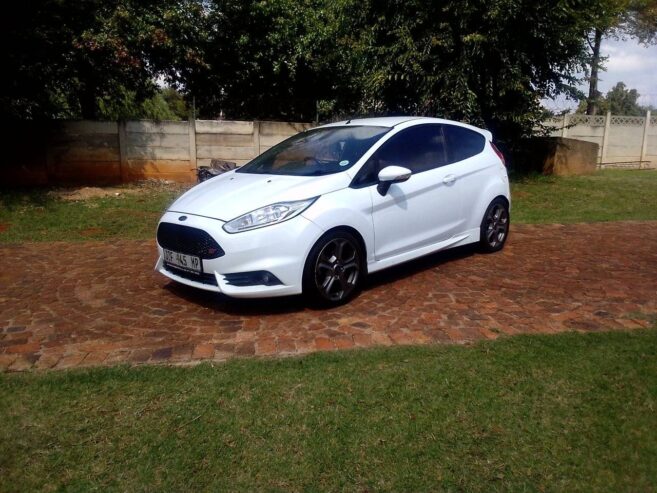 2016 FORD FIESTA 1.6 ST ECOBOOST MANUAL