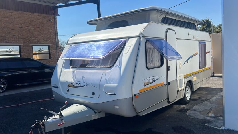 ALMOST NEW 2008 JURGENS PALMA CARAVAN