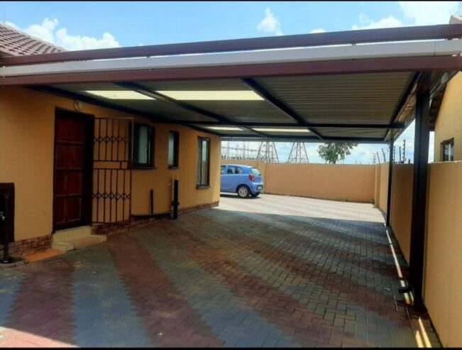 Affordable house for rental in Soshanguve Vv