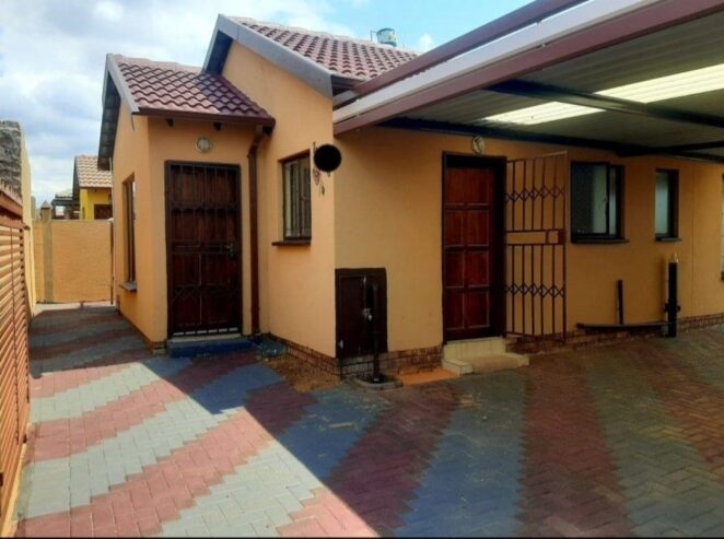 Affordable house for rental in Soshanguve Vv