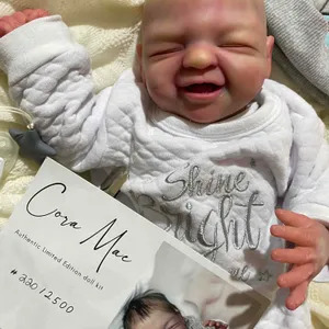 Reborn Doll / Cora Mae by Lisa Stone