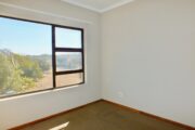 Stunning Top Floor Apartment in Honeydew