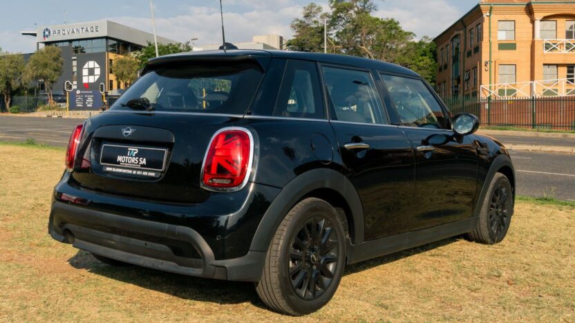 For Sale: MINI Hatch One 5-Door Auto – The Ultimate Urban Companion!