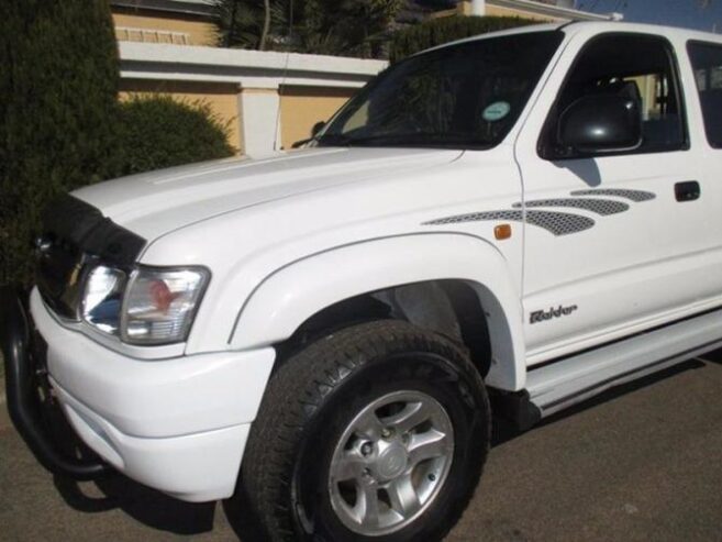 ’02 Toyota Hilux 2.7i Raider D/Cab