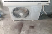 LG aircon 9000 btu for sale.