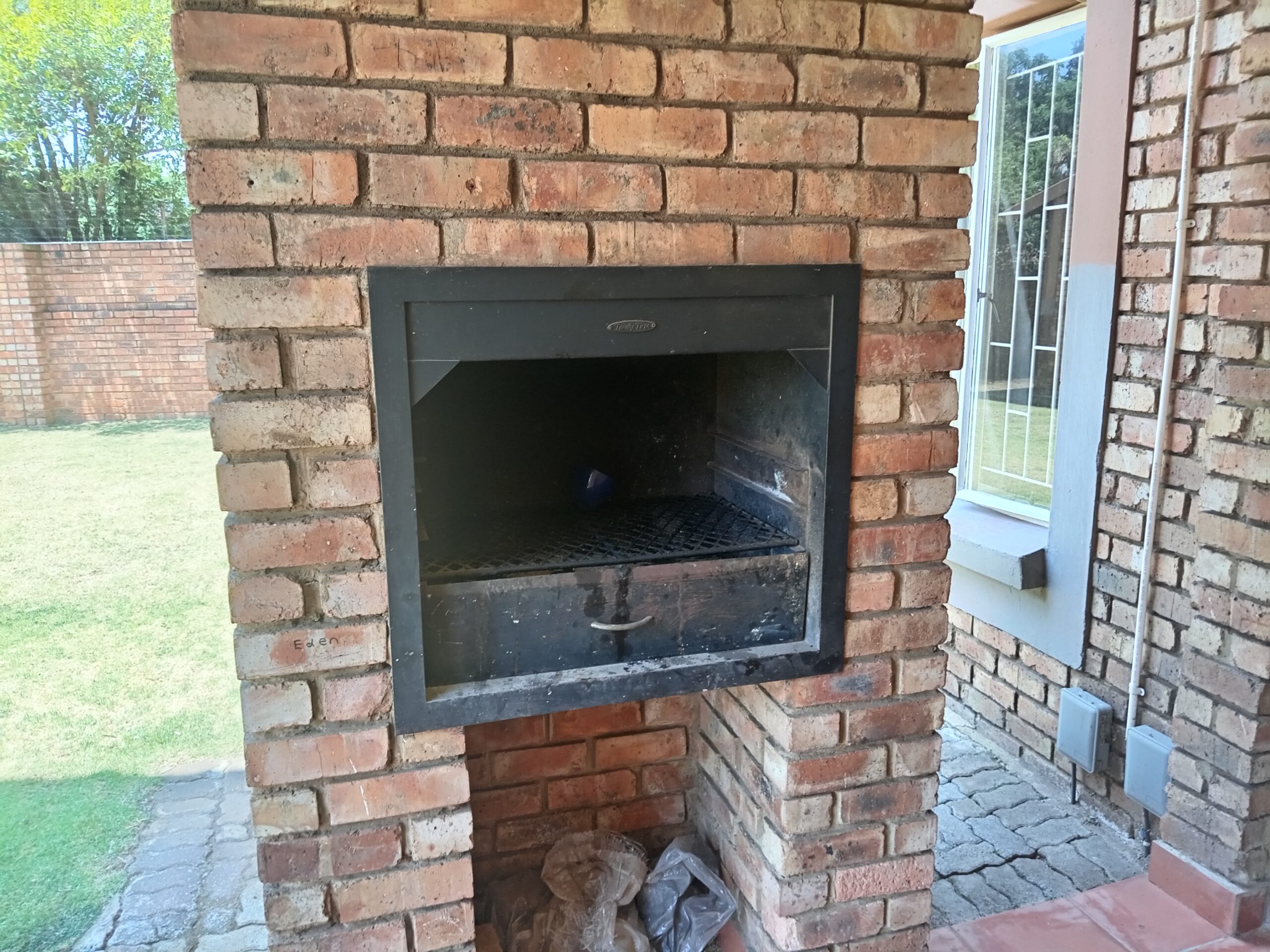 CASAMIA COMPLEX, COLIN PAUL STR, EDLEEN, KEMPTON PARK
