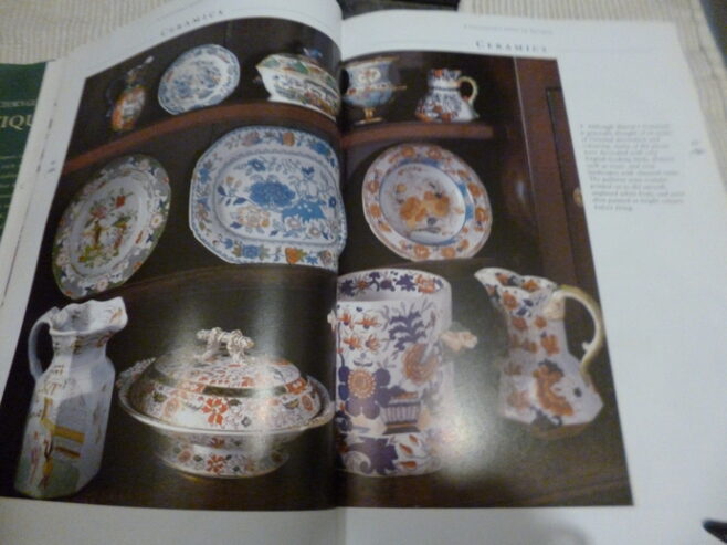 Collector’s Guide to Antiques by Gwen Rigby