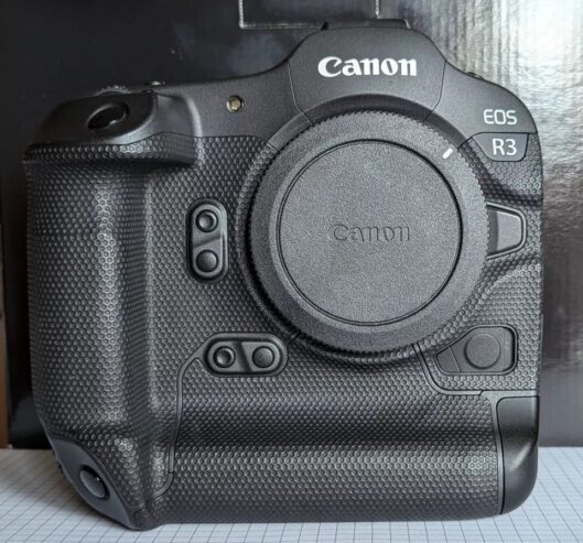 Canon Eos R3 – Like New In Box With Accessories – Less Than 2000 Shots