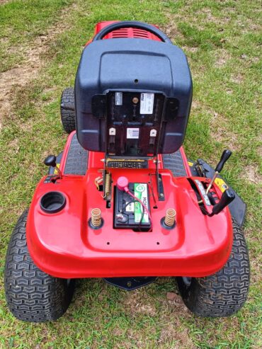 MTD Ride on Lawnmower