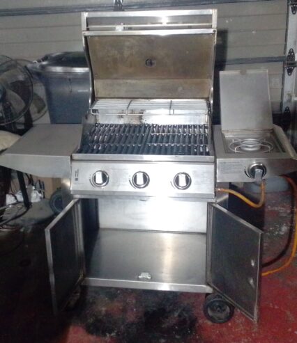 Terrace Leisure gas braai 3 burner and one pot