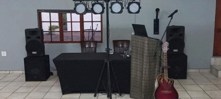 Karaoke dj, mobile disco, one man band for hire