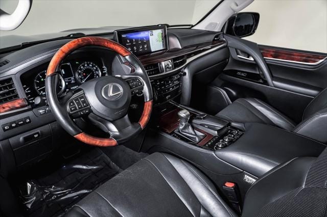 2016 Lexus LX 570 Base