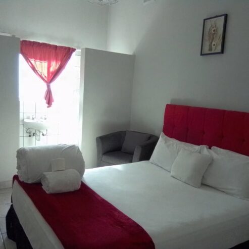 Great Choice BnB in Goodwood +27677911766