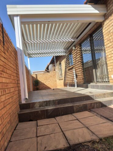 Patio aluminum awnings and carports